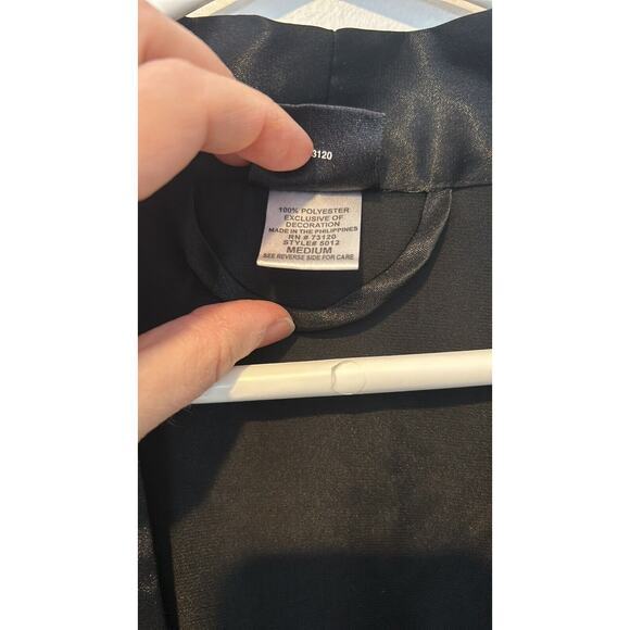 Frederick’s of Hollywood Black Silk Short Robe Tie Medium Pockets Nighty Lace - Picture 3 of 4